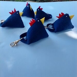 Chicken keychain backpack charm farmhouse decor fabric clip on friend 1 item